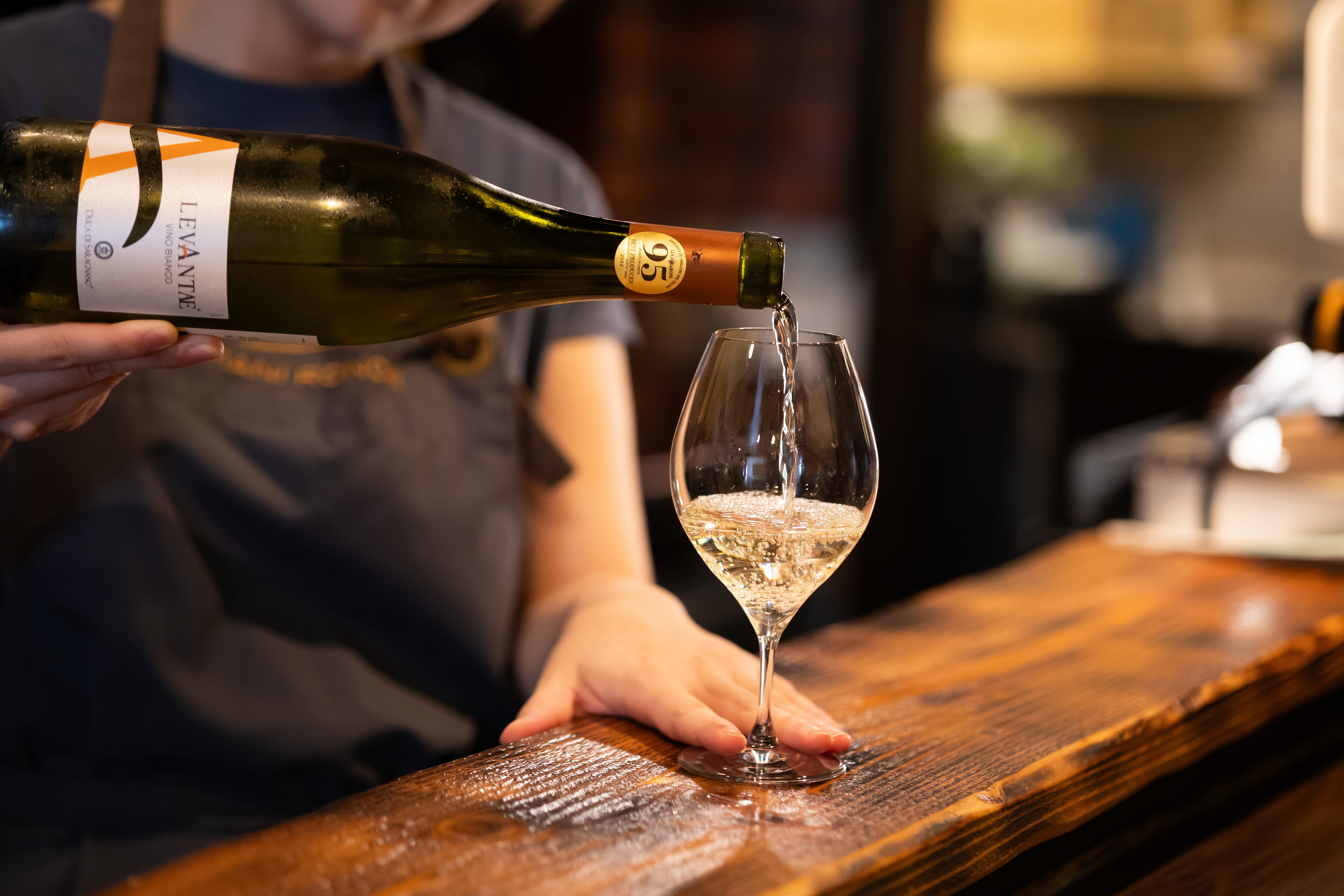 美味しいワインが飲めるお店